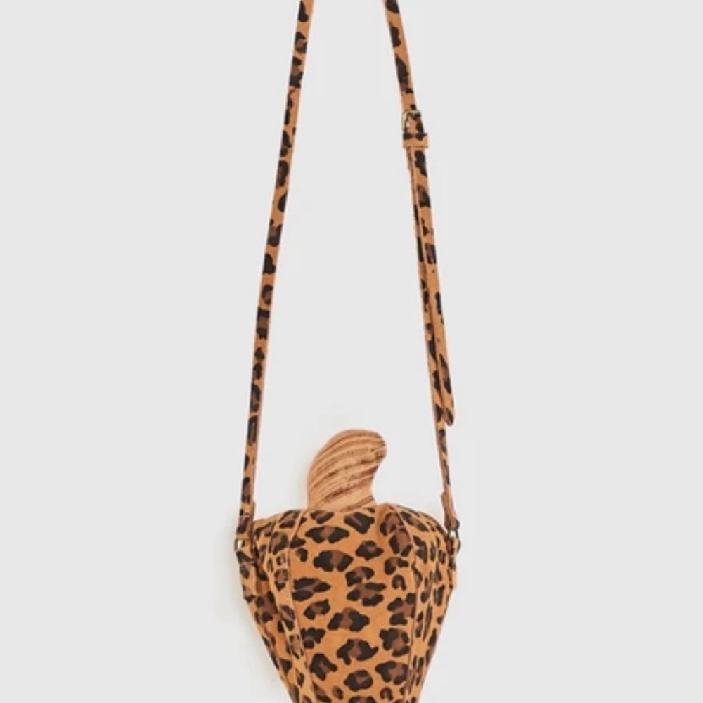 FarmRio Cashew Leopard Print Crossbody Bag
